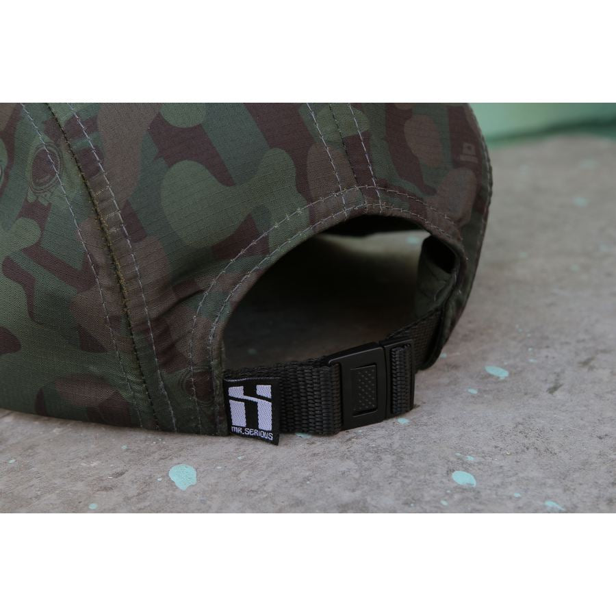 5 Panel hat- Loop x Mr serious - Camo